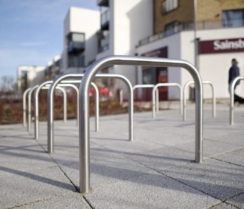 essentials cycle stand