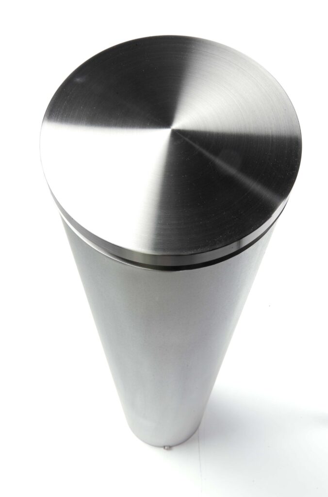 geo-bollard-8854